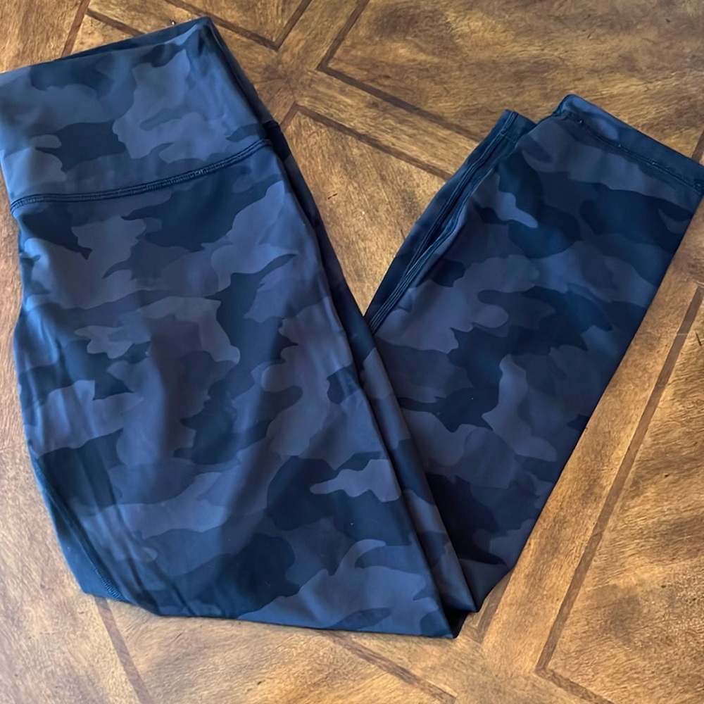 Lululemon Camo Wunder Under Leggings